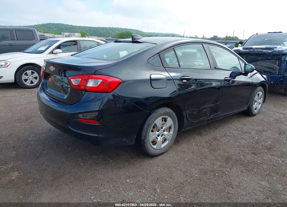2018 CHEVROLET CRUZE VIN: 1G1BC5SM3J7176961