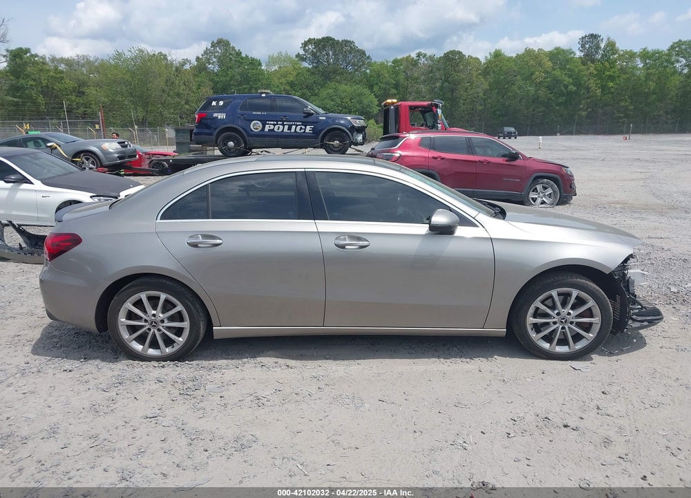 2019 MERCEDES-BENZ A 220 4MATIC VIN: WDD3G4FB5KW012398