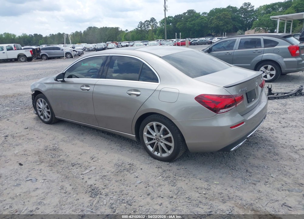 2019 MERCEDES-BENZ A 220 4MATIC VIN: WDD3G4FB5KW012398