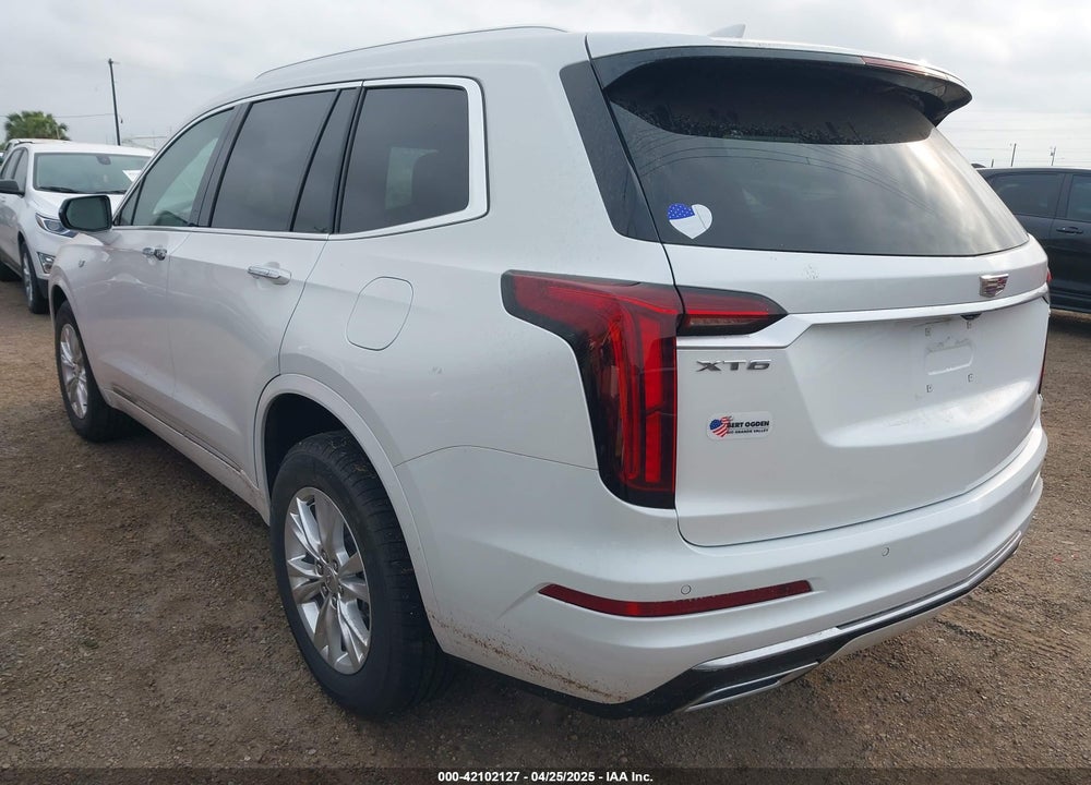 2024 CADILLAC XT6 FWD LUXURY VIN: 1GYKPAR48RZ741421