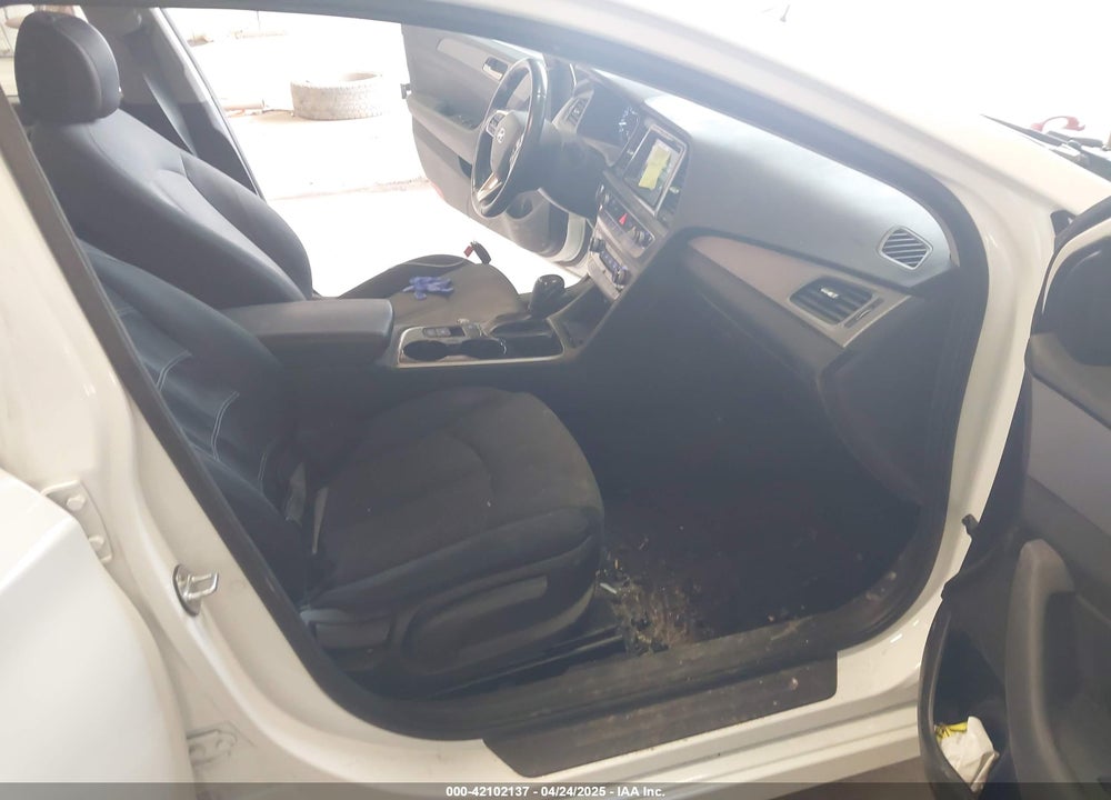 2018 HYUNDAI SONATA VIN: 5NPE34AF6JH638555
