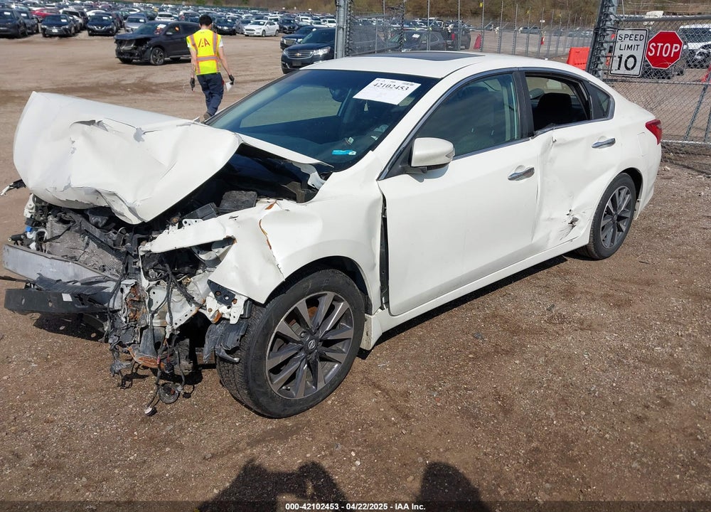 2017 NISSAN ALTIMA VIN: 1N4AL3AP3HC249188