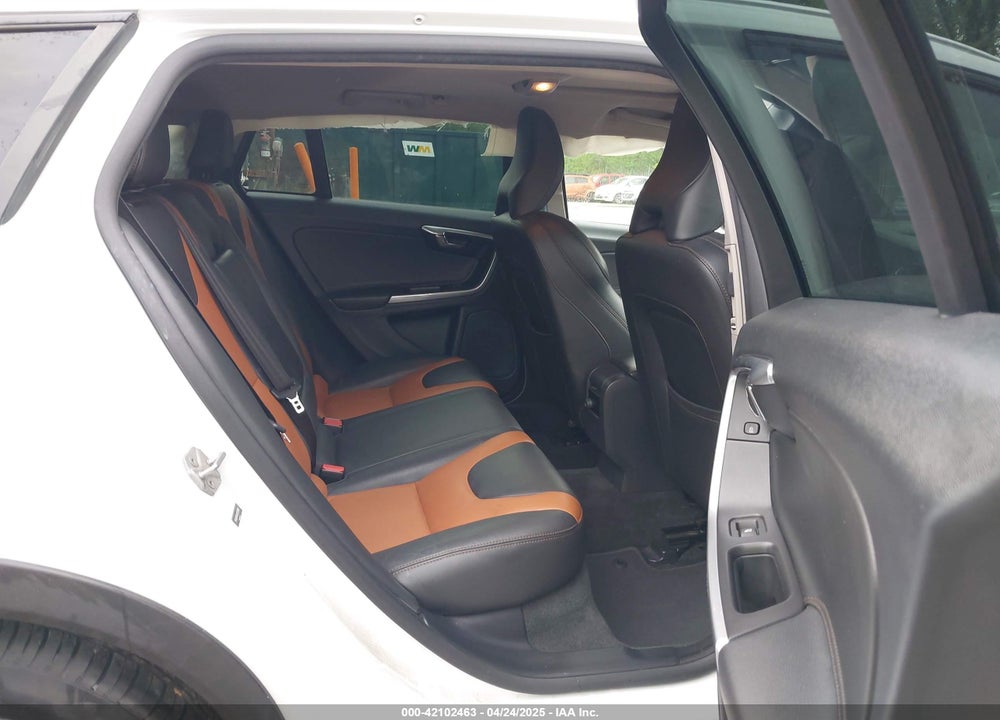 2016 VOLVO V60 CROSS COUNTRY VIN: YV4612HK0G1013888