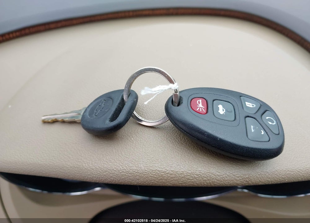 2010 CHEVROLET MALIBU VIN: 1G1ZE5EB0AF211870