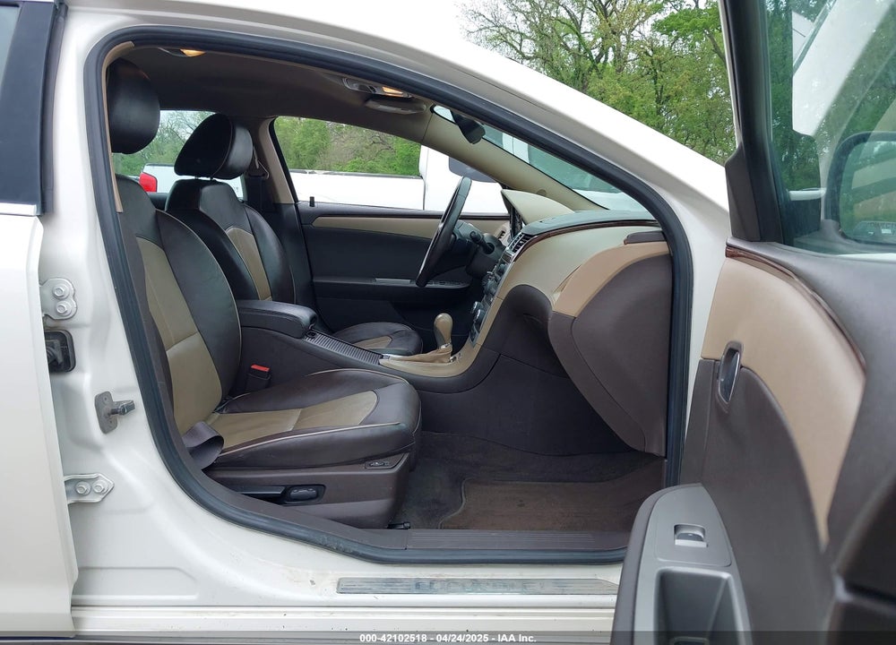 2010 CHEVROLET MALIBU VIN: 1G1ZE5EB0AF211870