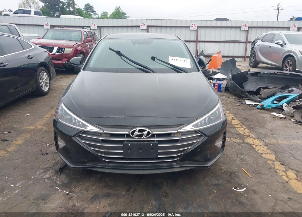 2020 HYUNDAI ELANTRA VIN: 5NPD84LF2LH625010