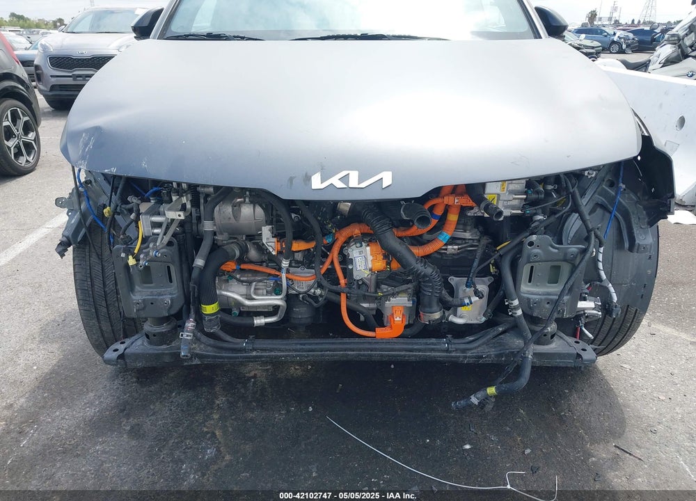 2023 KIA SPORTAGE PLUG-IN HYBRID VIN: KNDPYDAH1P7084060