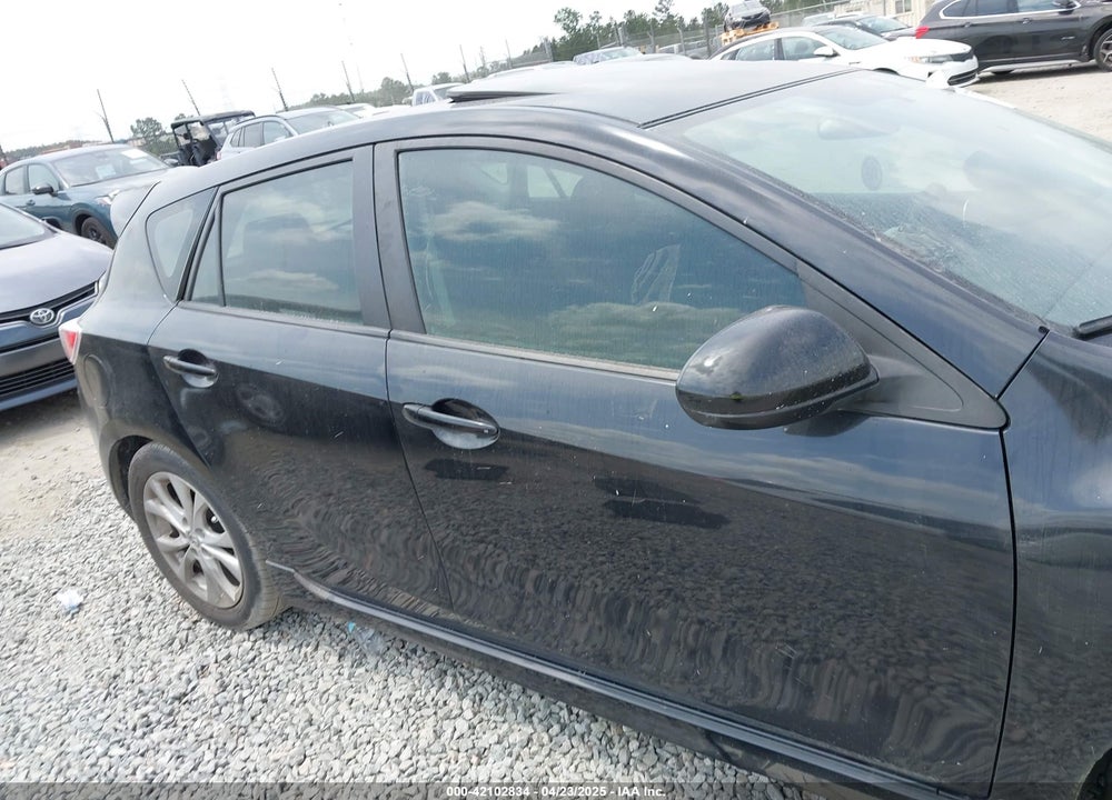 2011 MAZDA 3 S SPORT VIN: JM1BL1K53B1372752