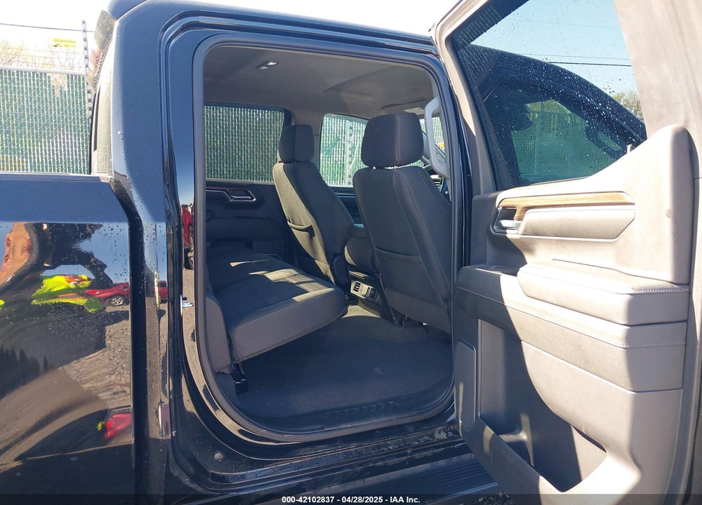 2023 CHEVROLET SILVERADO 1500 4WD STANDARD BED LT VIN: 3GCPDDEK3PG207640