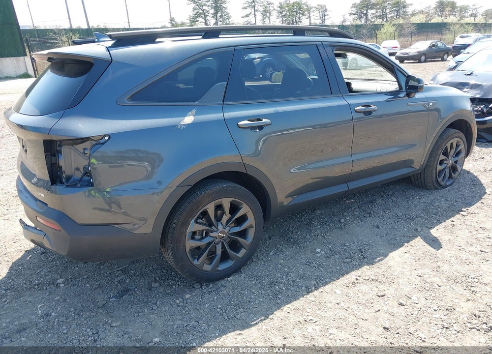 2023 KIA SORENTO VIN: 5XYRHDLFXPG231435