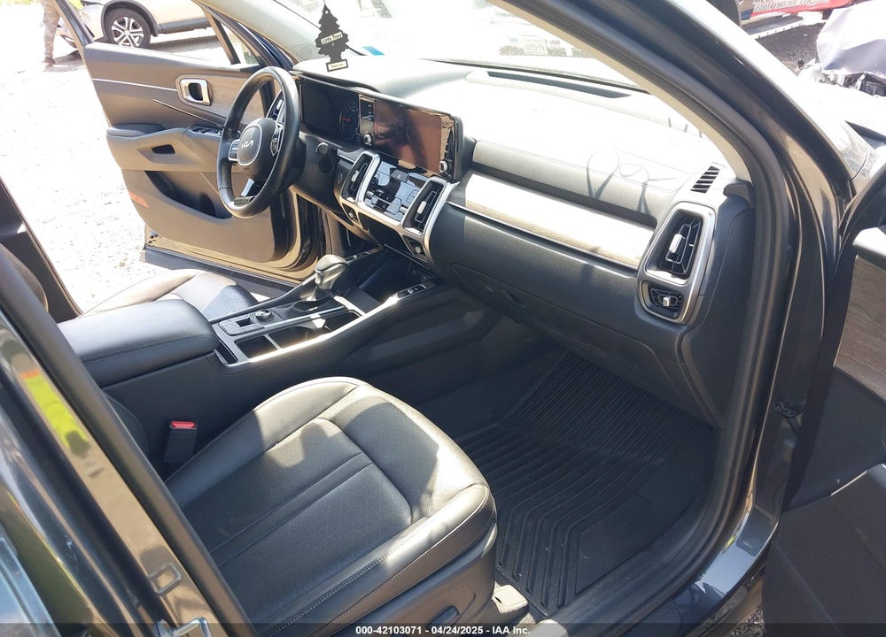 2023 KIA SORENTO VIN: 5XYRHDLFXPG231435