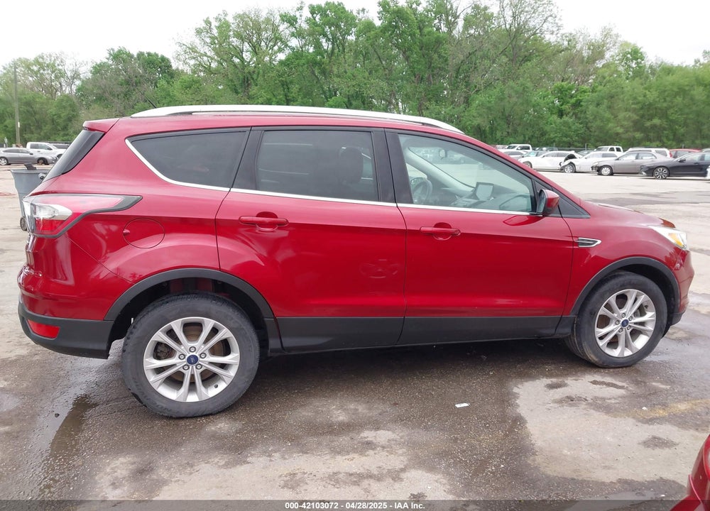 2017 FORD ESCAPE VIN: 1FMCU0GD1HUA14192
