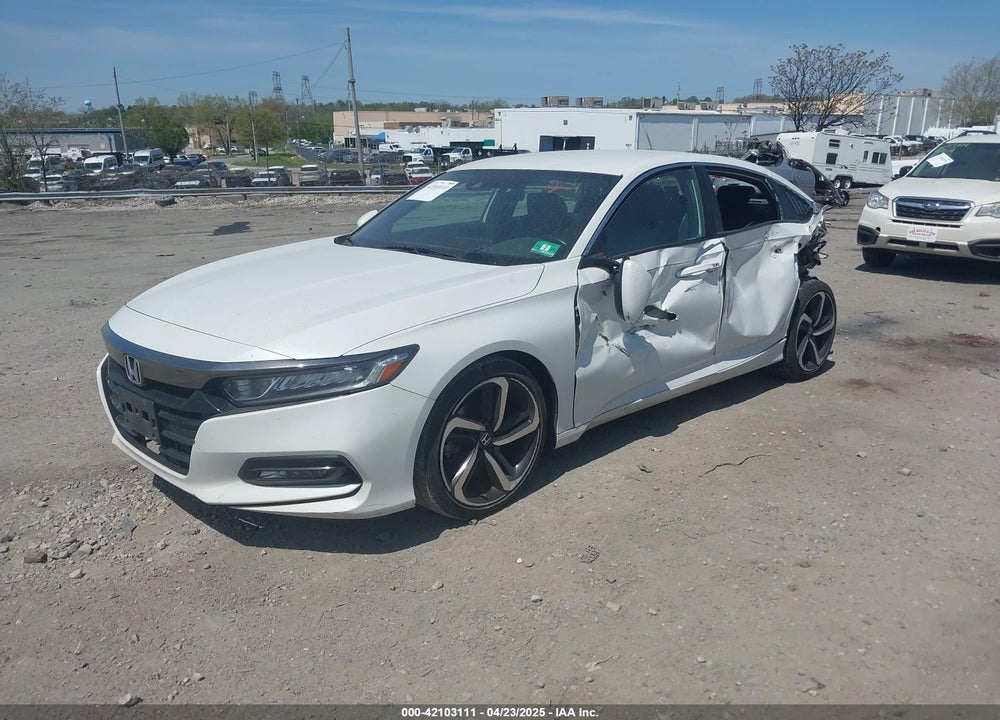 2018 HONDA ACCORD VIN: 1HGCV1F30JA211329