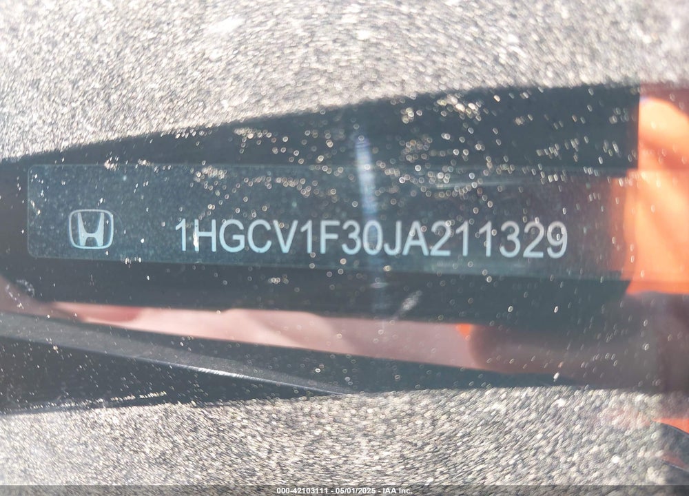 2018 HONDA ACCORD VIN: 1HGCV1F30JA211329