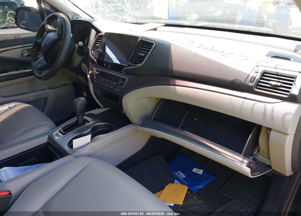 2019 HONDA PILOT VIN: 5FNYF6H52KB006469