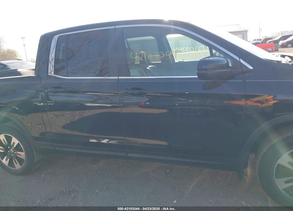 2020 HONDA RIDGELINE AWD RTL VIN: 5FPYK3F52LB024816