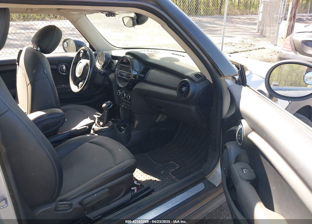 2015 MINI HARDTOP COOPER VIN: WMWXM5C51F3A57788