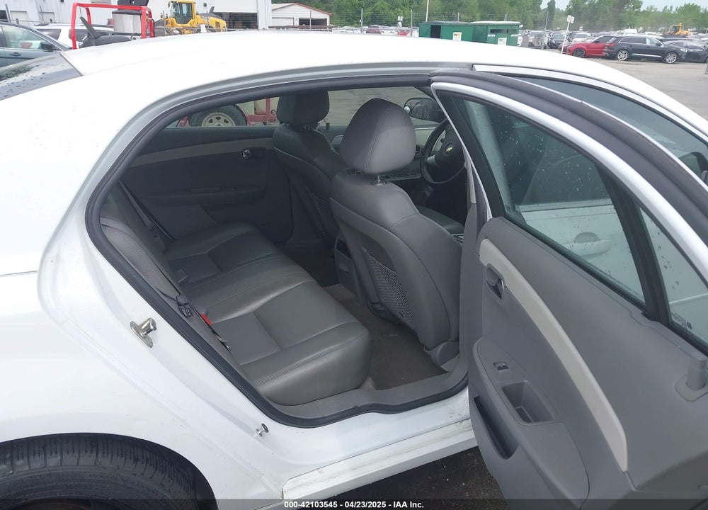 2011 CHEVROLET MALIBU LS VIN: 1G1ZB5E16BF172400