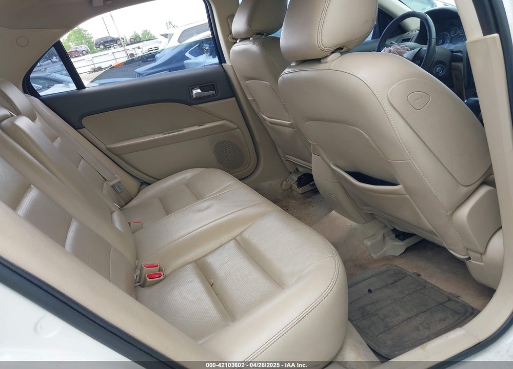 2009 FORD FUSION VIN: 3FAHP08199R183915
