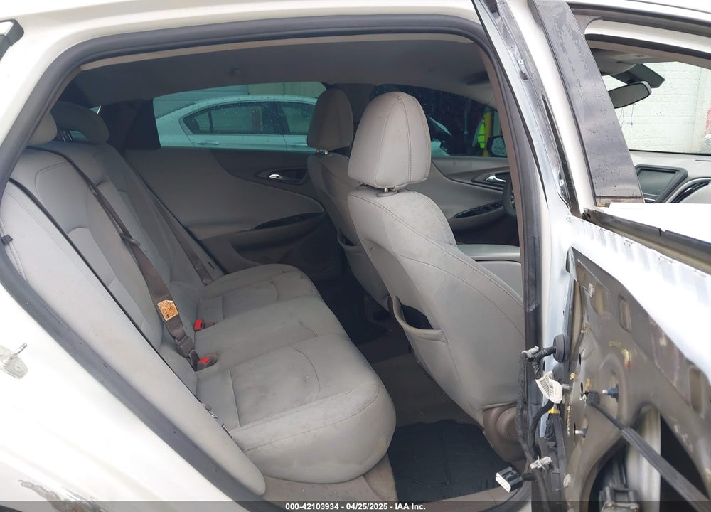 2018 CHEVROLET MALIBU VIN: 1G1ZB5ST7JF266810