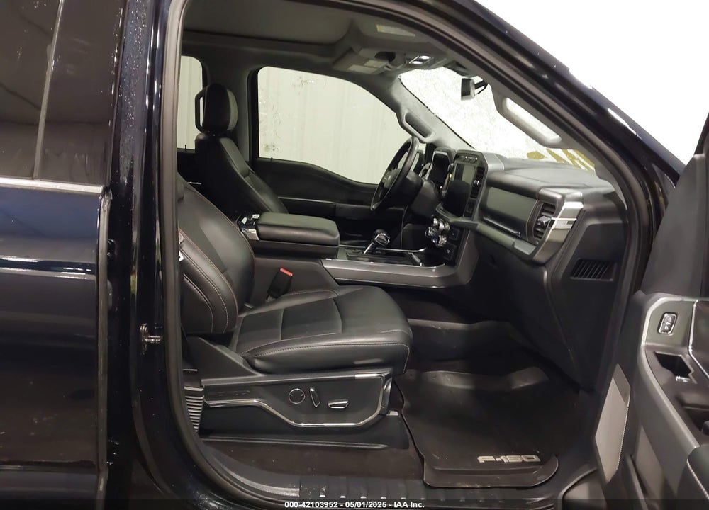 2021 FORD F-150 LARIAT VIN: 1FTFW1E51MFC28143