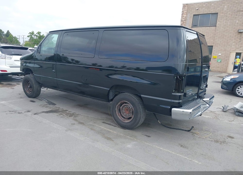 2010 FORD E-350 SUPER DUTY VIN: 1FBNE3BL8ADA02903