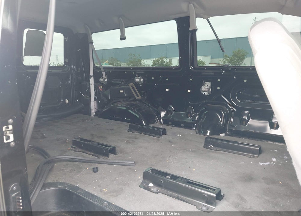 2010 FORD E-350 SUPER DUTY VIN: 1FBNE3BL8ADA02903