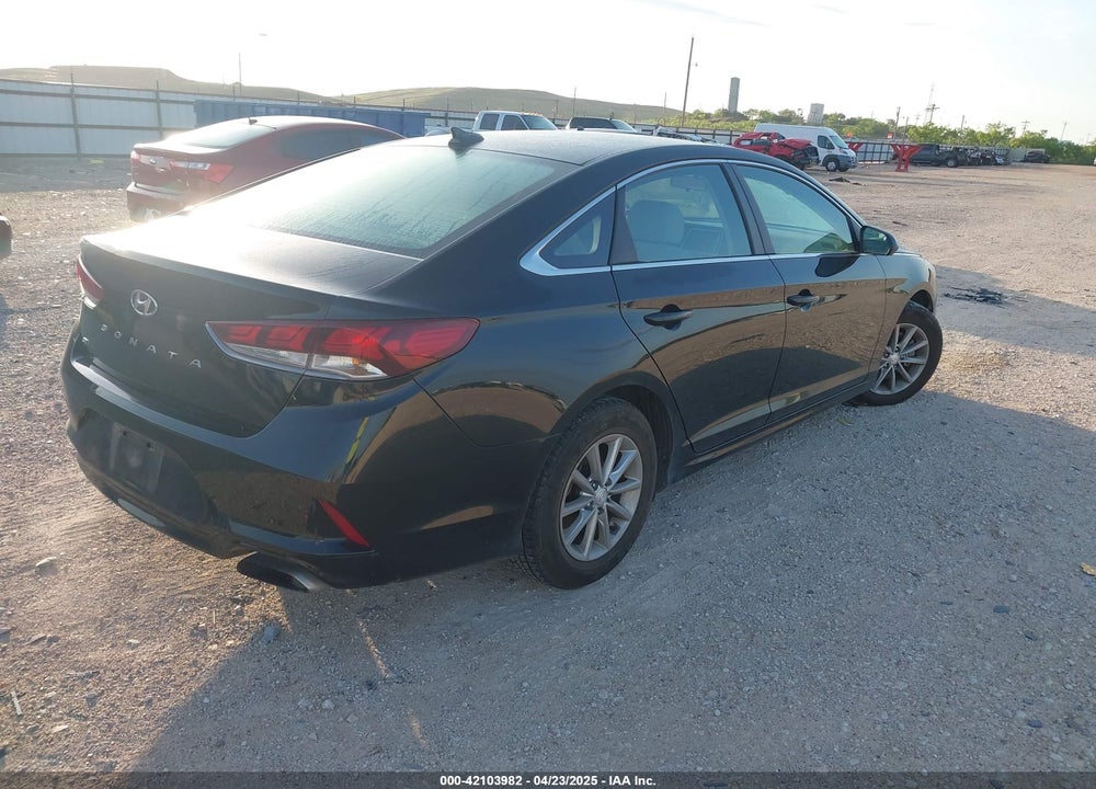 2019 HYUNDAI SONATA VIN: 5NPE24AF8KH777929