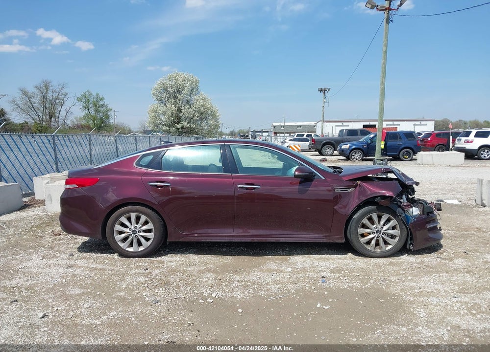 2017 KIA OPTIMA VIN: 5XXGU4L30HG178338