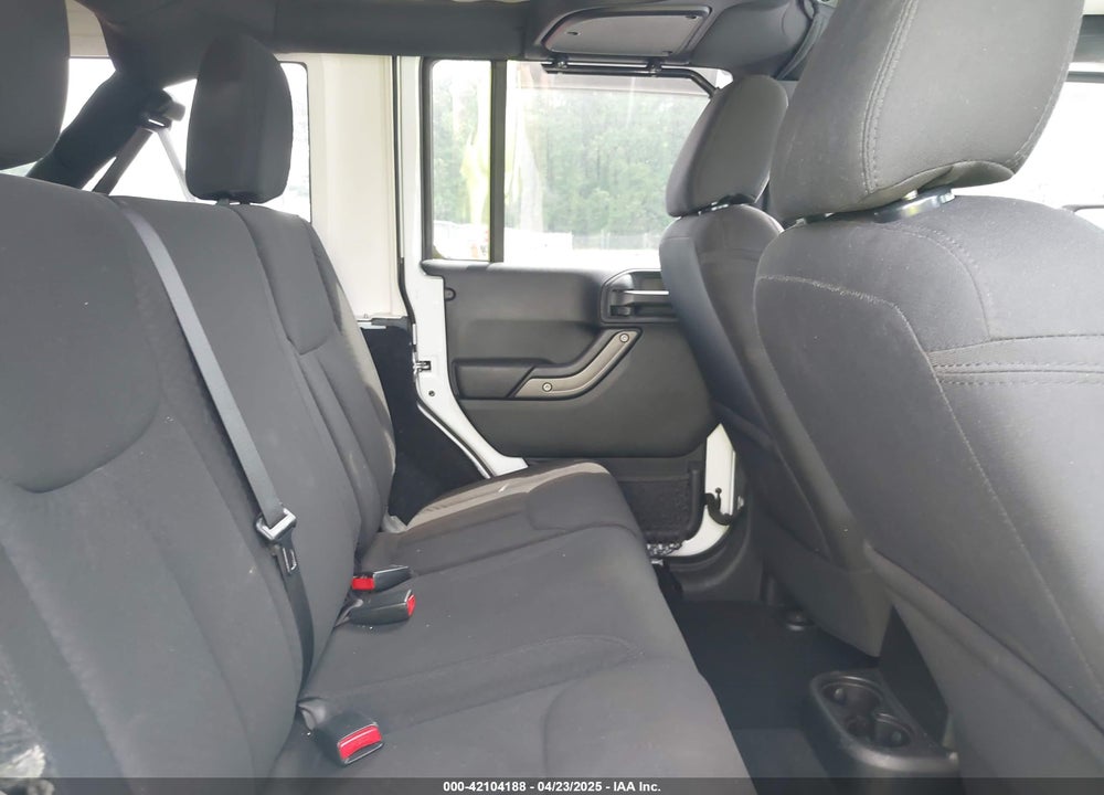 2017 JEEP WRANGLER UNLIMITED SPORT 4X4 VIN: 1C4BJWDG9HL502712