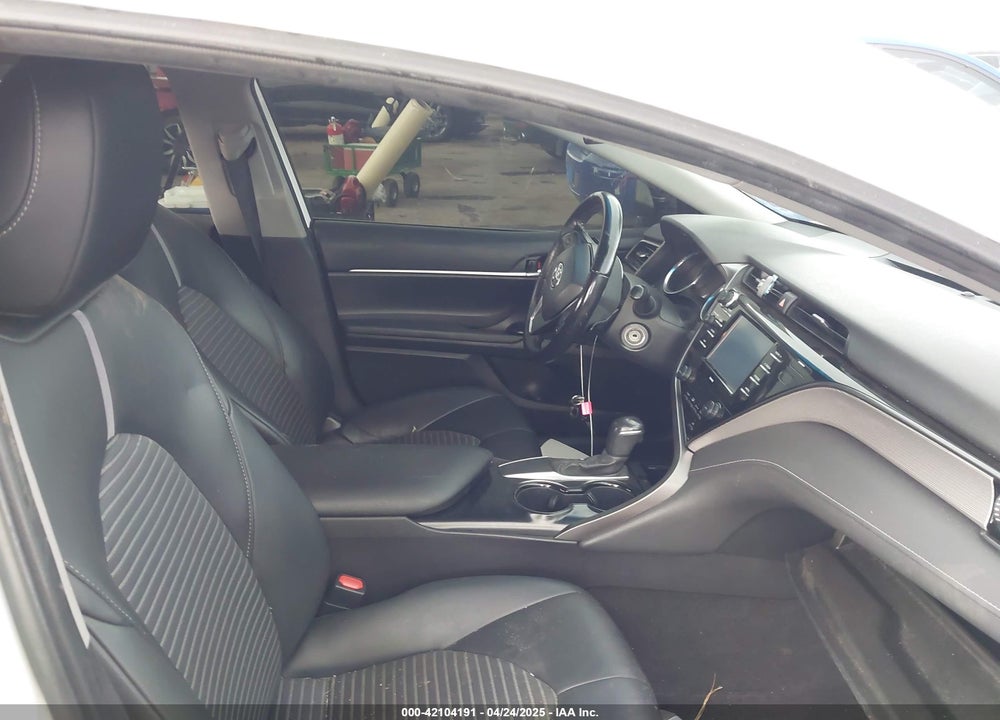 2020 TOYOTA CAMRY SE VIN: 4T1G11AK2LU893508