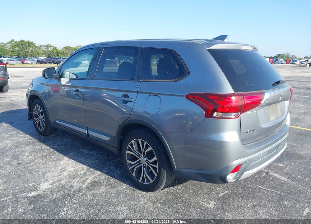 2017 MITSUBISHI OUTLANDER VIN: JA4AD2A33HZ004896