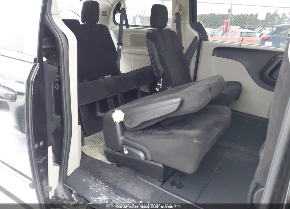 2013 DODGE GRAND CARAVAN SXT VIN: 2C4RDGCG9DR810106