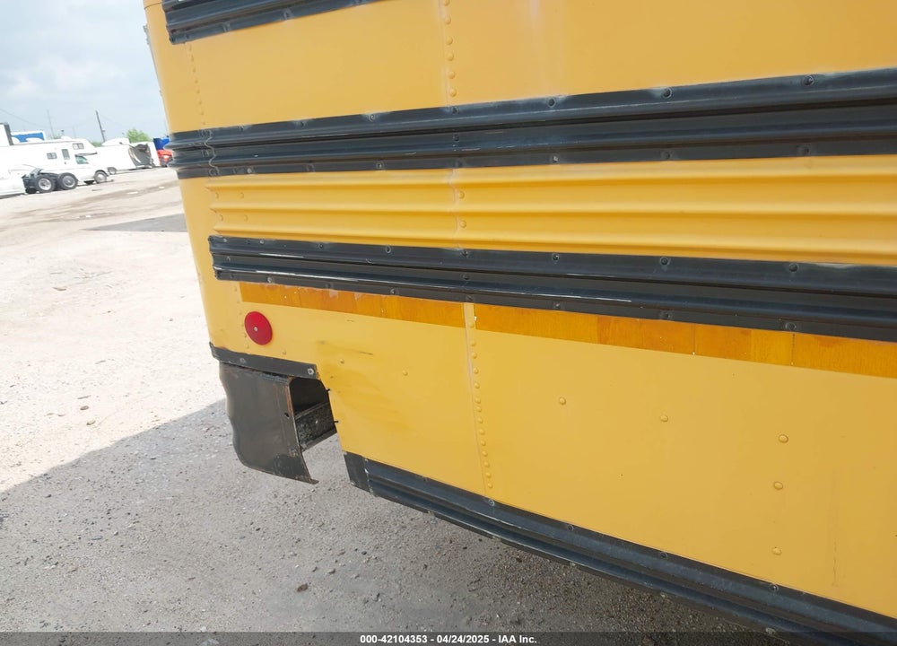 2003 INTERNATIONAL 3000 3800 VIN: 1HVBBABM53H560833