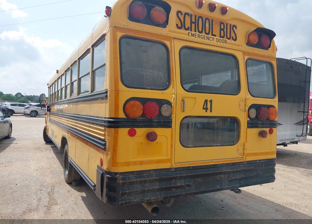 2003 INTERNATIONAL 3000 3800 VIN: 1HVBBABM53H560833