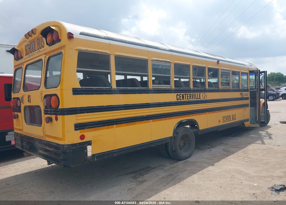 2003 INTERNATIONAL 3000 3800 VIN: 1HVBBABM53H560833