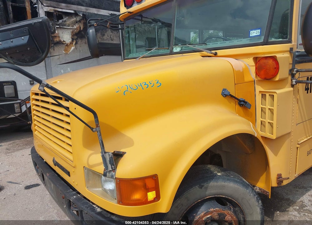 2003 INTERNATIONAL 3000 3800 VIN: 1HVBBABM53H560833