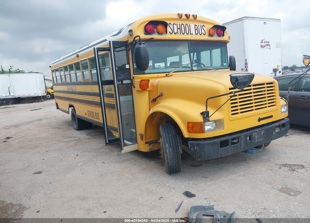 2003 INTERNATIONAL 3000 3800 VIN: 1HVBBABM53H560833
