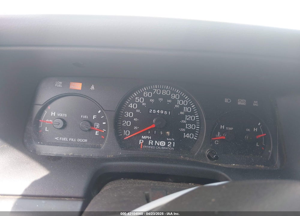 2005 FORD CROWN VICTORIA POLICE VIN: 2FAFP71W45X149530