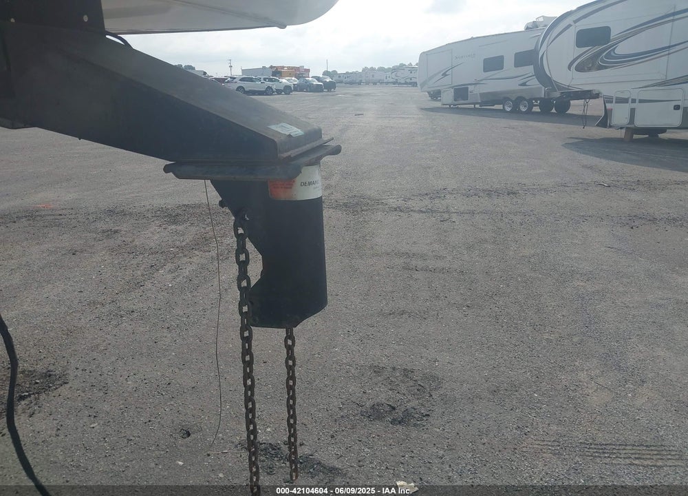 2004 KEYSTONE MONTANA 2955RL VIN: 4YDF295294D510605