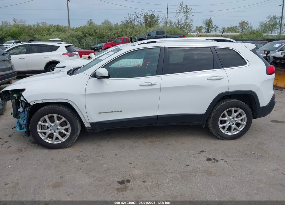 2017 JEEP CHEROKEE LATITUDE FWD VIN: 1C4PJLCB4HD218750