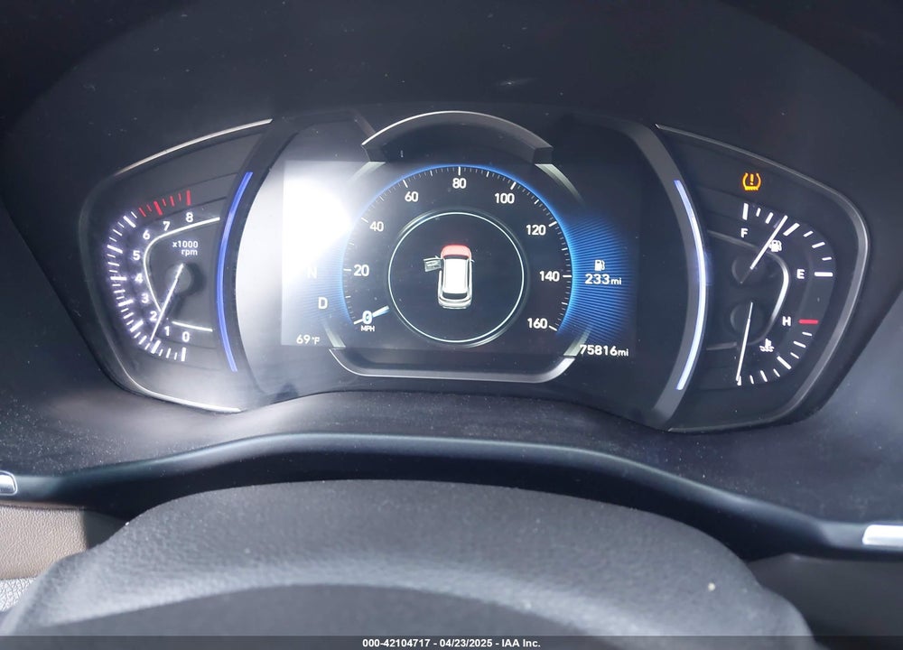 2020 HYUNDAI SANTA FE VIN: 5NMS33AD6LH227748
