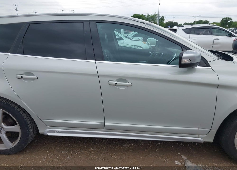 2013 VOLVO XC60 VIN: YV4902DZ6D2404133