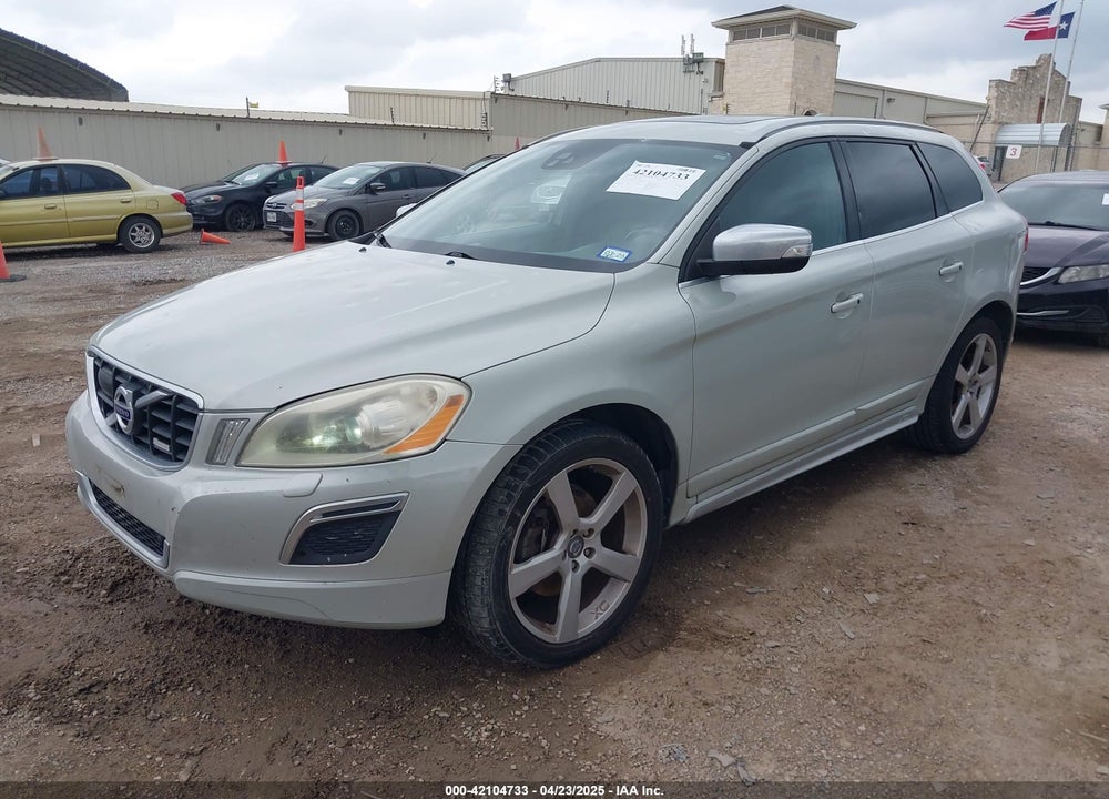 2013 VOLVO XC60 VIN: YV4902DZ6D2404133
