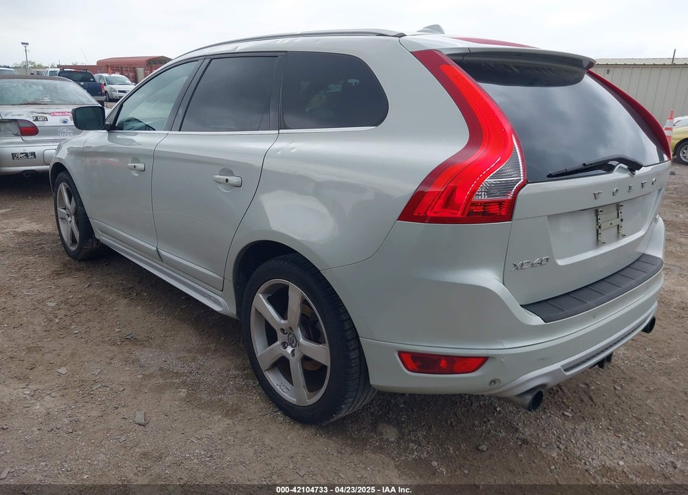 2013 VOLVO XC60 VIN: YV4902DZ6D2404133