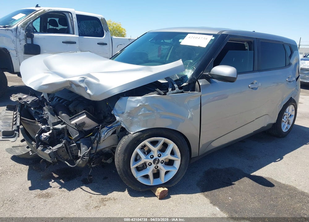 2023 KIA SOUL VIN: KNDJ23AU5P7888652