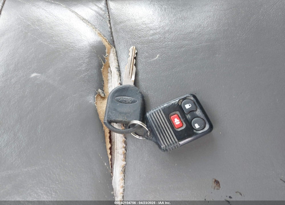 2005 FORD ESCAPE HYBRID VIN: 1FMCU95H55KC07544