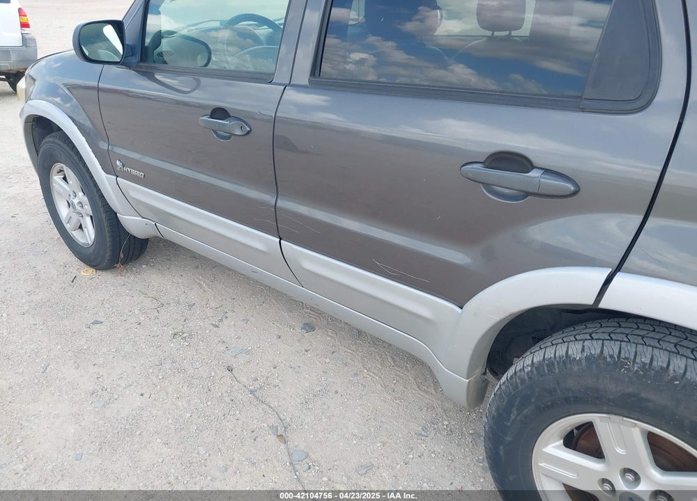 2005 FORD ESCAPE HYBRID VIN: 1FMCU95H55KC07544
