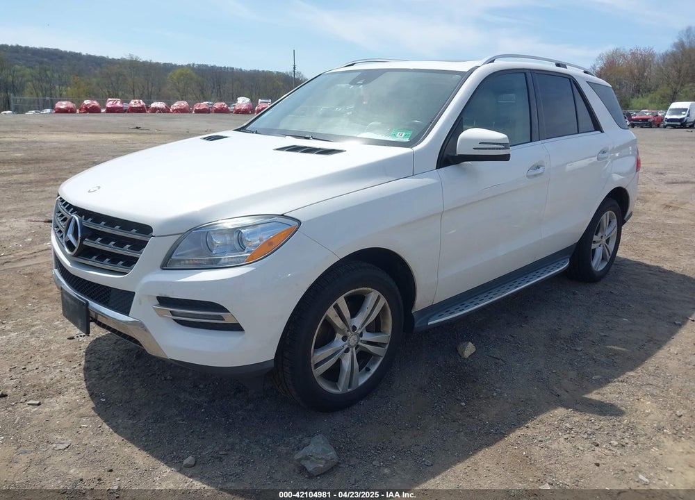 2015 MERCEDES-BENZ ML 350 4MATIC VIN: 4JGDA5HB8FA615895