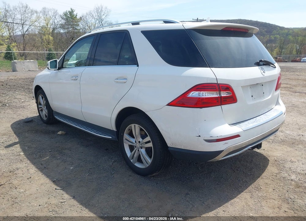 2015 MERCEDES-BENZ ML 350 4MATIC VIN: 4JGDA5HB8FA615895